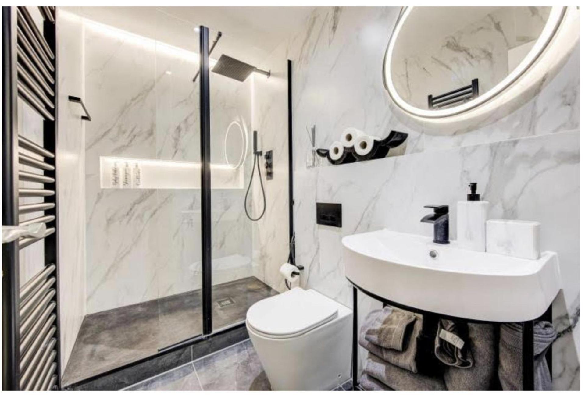 Chelsea - 2bed - Sleeps 4 - Pet Friendly Apartament Londra
